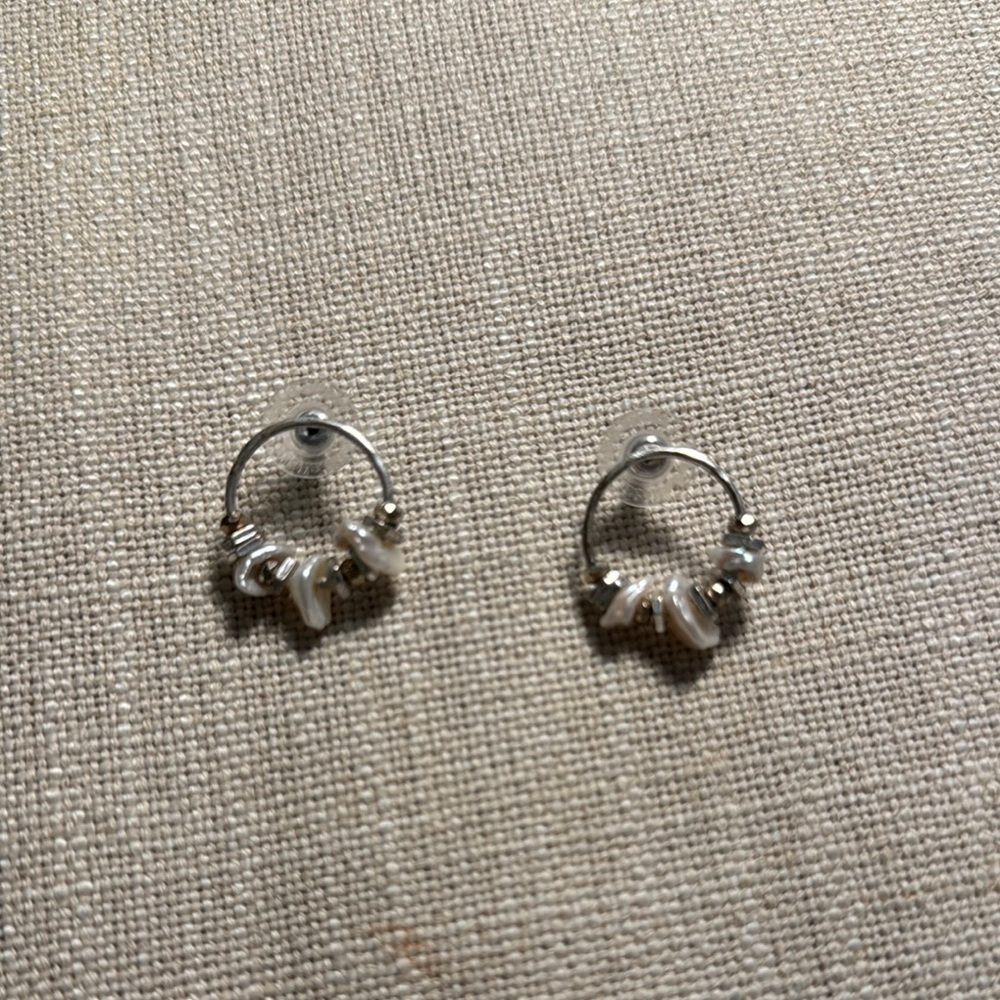 Stella & Dot Silver Bow Earrings